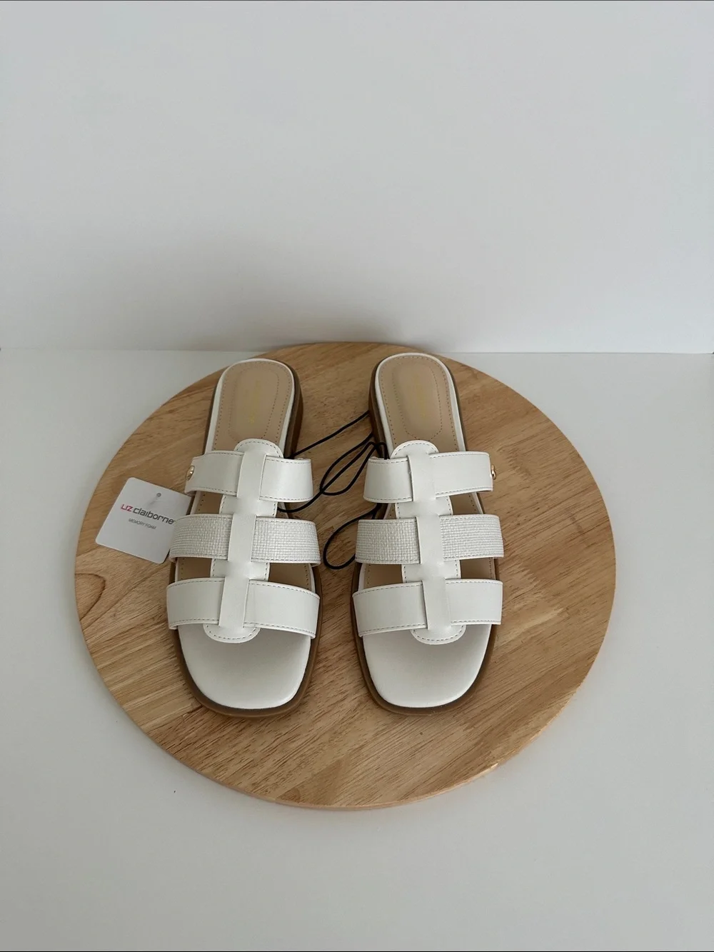 Liz Claiborne Womens Meridian Flat Sandals